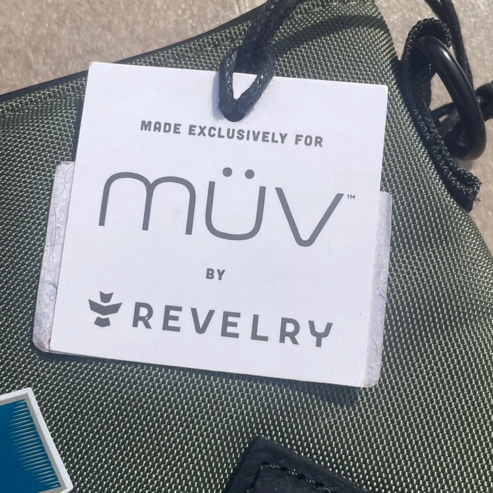 MUV Revelry Supply The Broker Smell Proof Zippered Stash Bag NWT Army Green